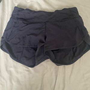 Lulu lemon running short shorts